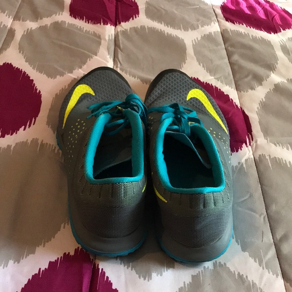 Shoes - Picture 3 of 3